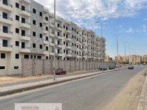 شقة دور تانى مساحة 167م بكمبوند ايكون بارك