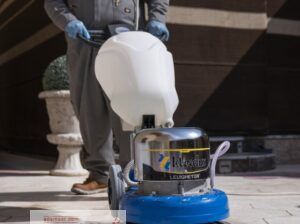 شركة التنفيذ: الريادة والاحتراف في خدمات التنظيف الشامل بالق