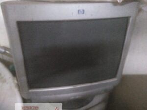 شاشة كمبيوتر hp مستعملة للبيع